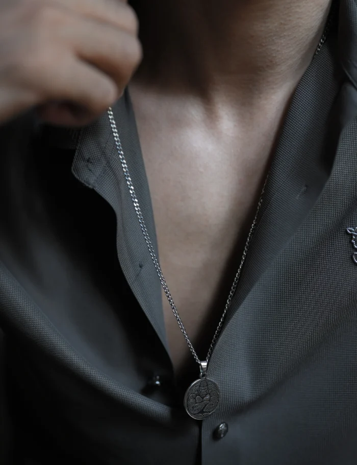 Gorilla necklace 1 Gorilla necklace 1